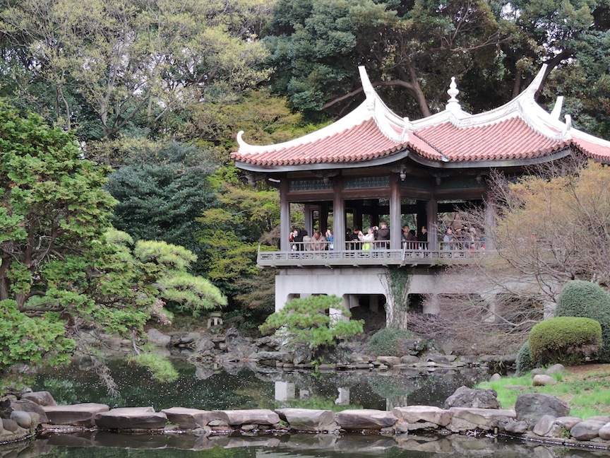 This is an observation deck in the garden. I'm sure the building serves a grander purpose, but I don't know whatever it could. So I'm just gonna call it an observation deck.
